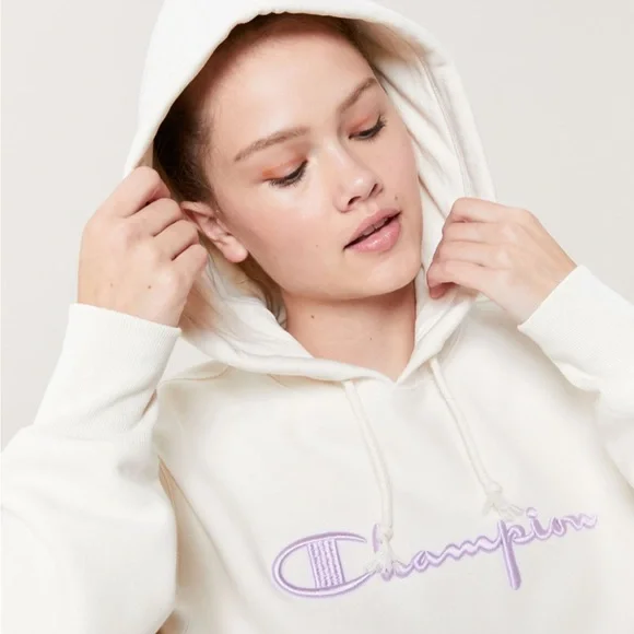 UO Exclusive Champion Reverse Weave Boyfriend Hoodie in Cream/Purple - Picture 2 of 5